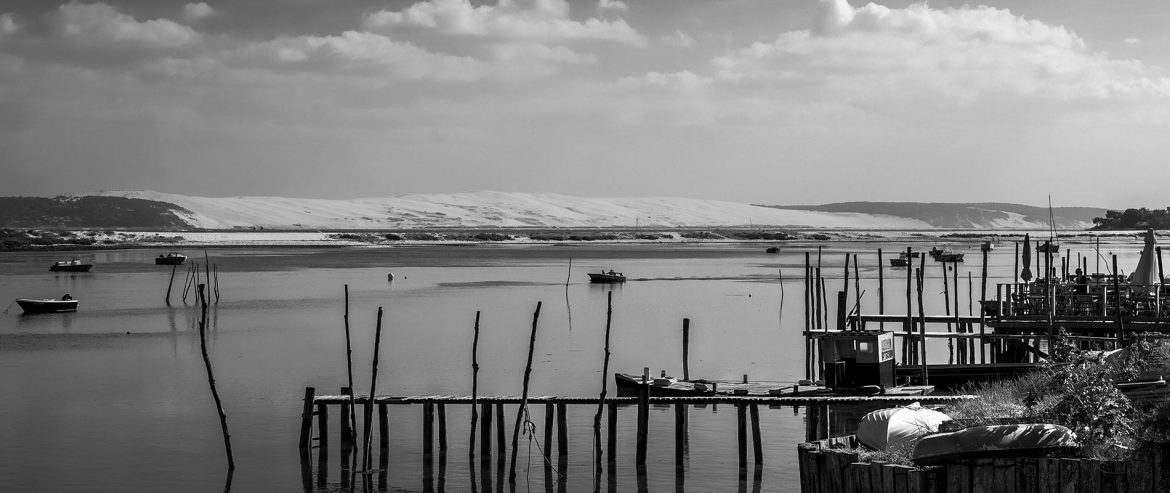 Classe de mer dans le bassin d’Arcachon | Élément Terre - © Fabrice Le Coq-Flickr - village ostréicole