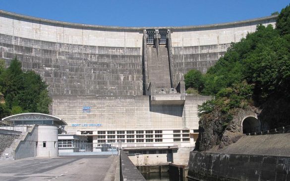 Classe d'eau en Auvergne | Élément Terre - barrage de Bort-les-Orgues