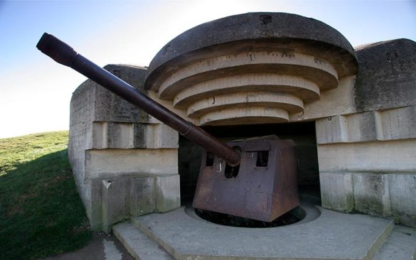 Le débarquement en Normandie | Élément Terre - Batteries de Longues-sur-Mer