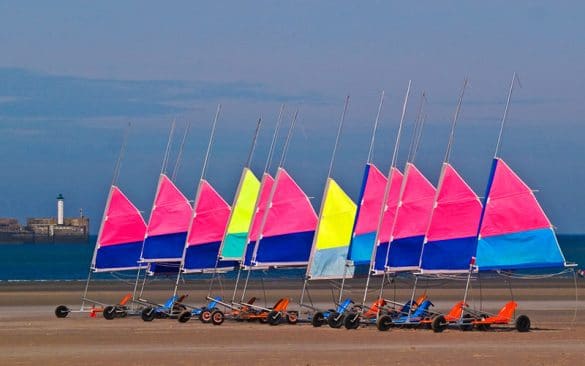 chars à voile avec Élément Terre - © Jean-Luc Bailleul/Flickr