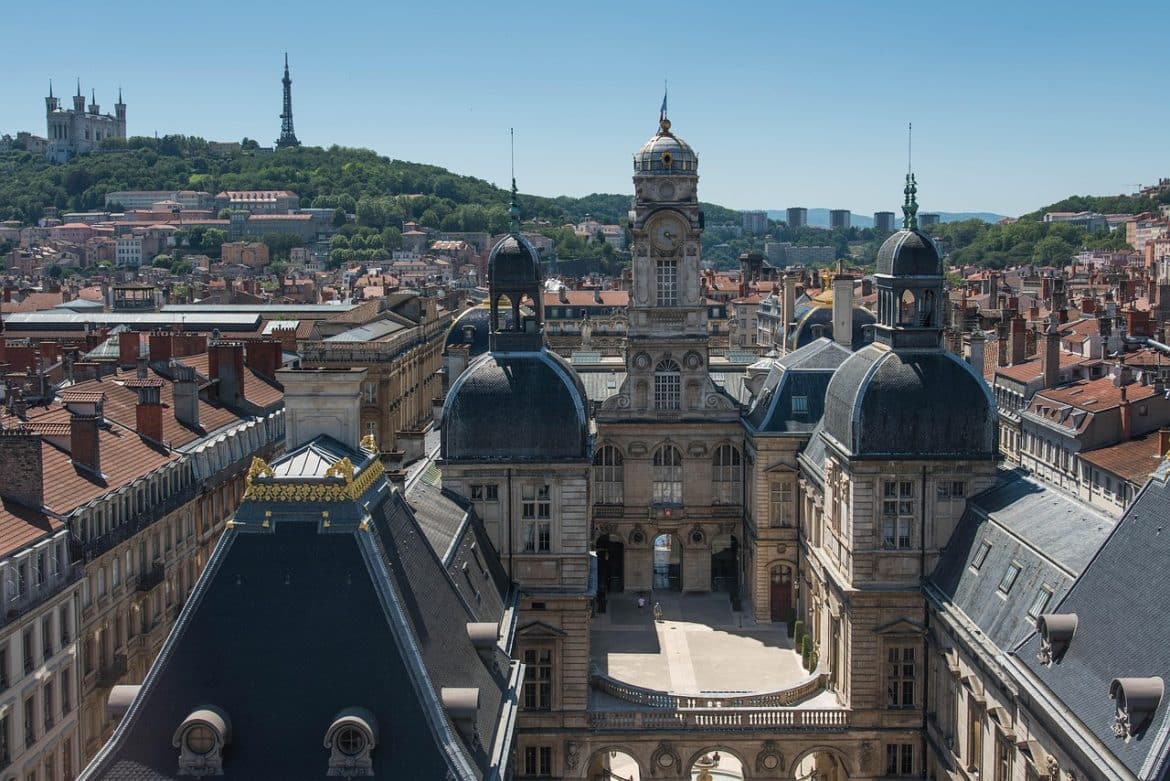 AUVERGNE-RHÔNE-ALPES